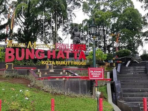 Wisata Hatta