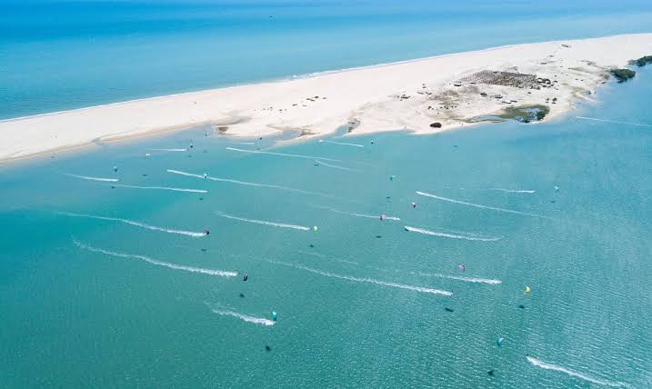 Wisata Kitesurfing Brasil
